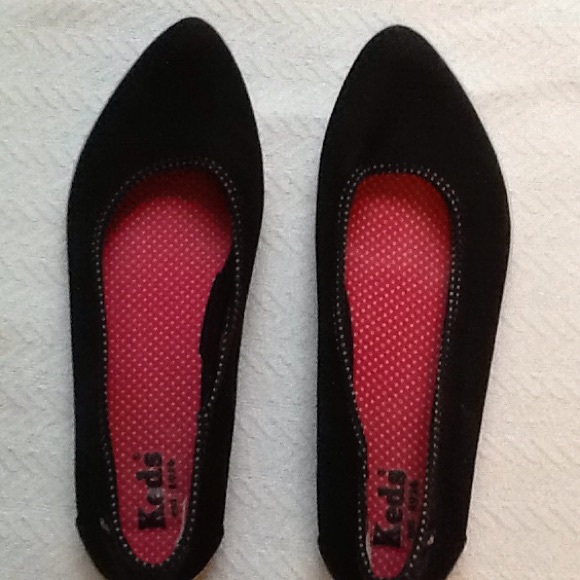 pointy toe keds